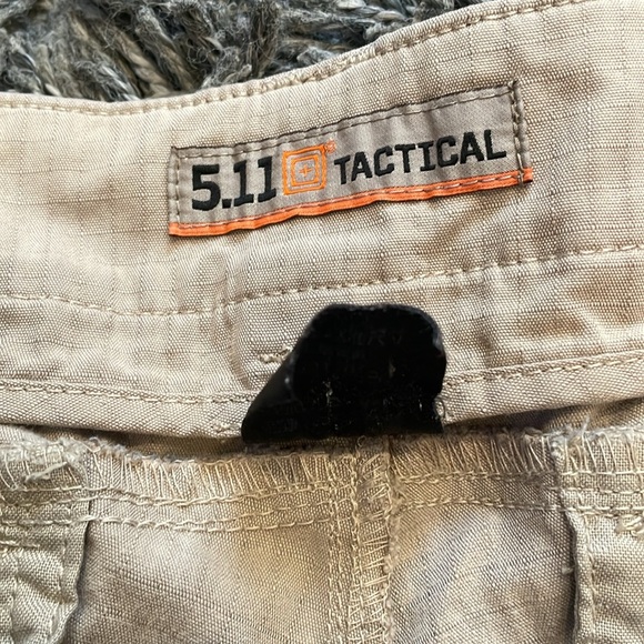 5.11 Tactical beige cargo pants - Picture 6 of 11